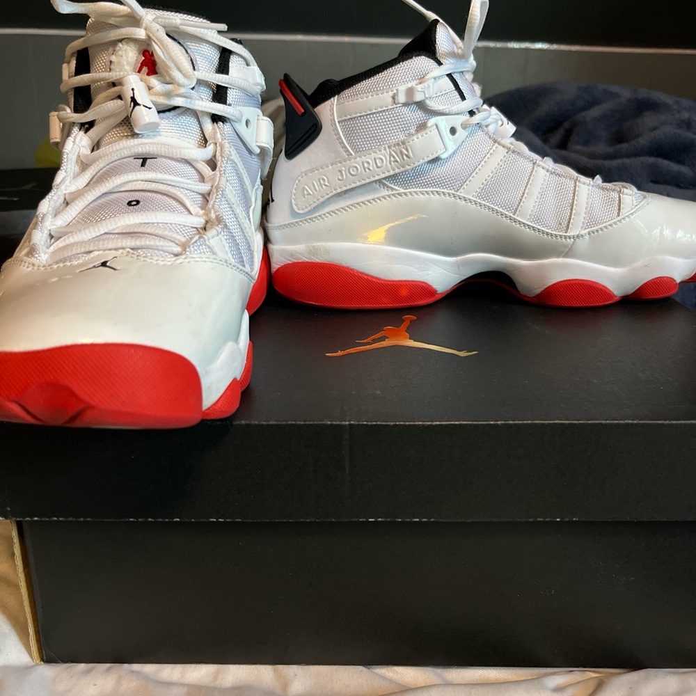 Jordan Sneakers White and Red